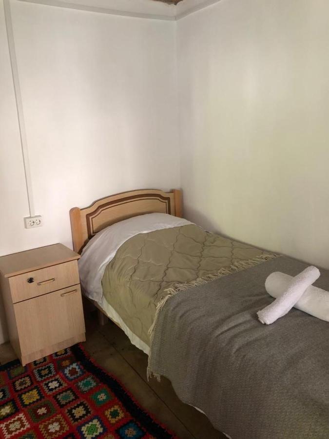 Guesthouse Kujtimi Теті Екстер'єр фото